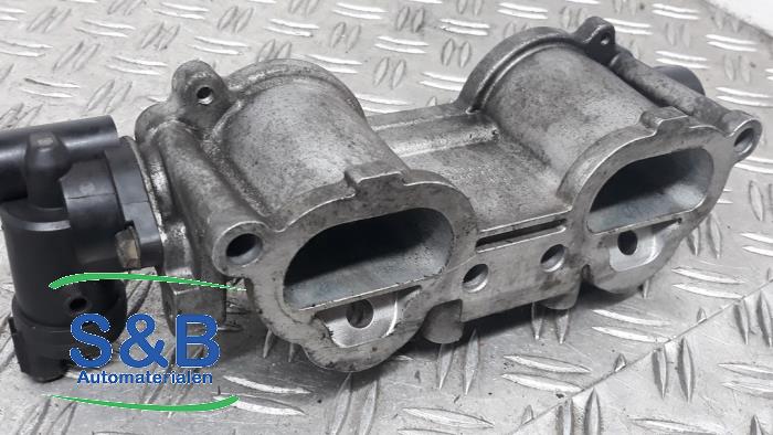 Gebruikte Spruitstuk Inlaat Subaru Impreza II Plus (GG) 2.0 GX 4x4 Prijs € 60,00 Margeregeling aangeboden door Schaap & Bron