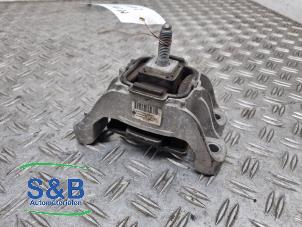 Gebruikte Motorrubber Mini Mini (R56) 1.6 16V Cooper S Prijs € 19,99 Margeregeling aangeboden door Schaap & Bron