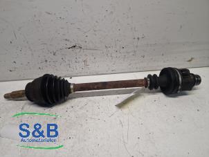 Gebruikte Aandrijfas rechts-voor Renault Trafic I (TXW) 2.2 Kat. Prijs € 75,00 Margeregeling aangeboden door Schaap & Bron