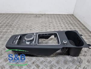 Gebruikte Bedieningspaneel Multi Media Audi Q2 (GAB/GAG) 2.0 35 TDI 16V Prijs € 150,00 Margeregeling aangeboden door Schaap & Bron