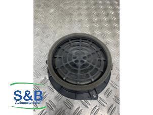 Gebruikte Luidspreker Audi A6 (C7) 2.0 TDI 16V Prijs € 15,00 Margeregeling aangeboden door Schaap & Bron