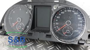 Gebruikte Cockpit Volkswagen Passat Variant (365) 1.6 TDI 16V Bluemotion Prijs € 100,00 Margeregeling aangeboden door Schaap & Bron