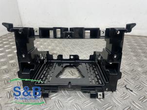 Gebruikte Radio Diversen Volkswagen Crafter 2.0 BiTDI Prijs € 28,00 Margeregeling aangeboden door Schaap & Bron