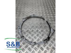 Gebruikte Tussenplaat motor Volkswagen Golf VII (AUA) 1.5 TSI Evo BMT 16V Prijs € 14,90 Margeregeling aangeboden door Schaap & Bron