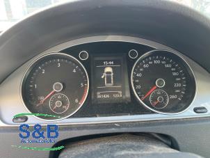 Gebruikte Cockpit Volkswagen Passat Variant (365) 2.0 TDI 16V 140 Prijs € 100,00 Margeregeling aangeboden door Schaap & Bron