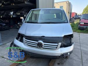 Gebruikte Motorkap Volkswagen Transporter T5 2.5 TDi PF Prijs € 75,00 Margeregeling aangeboden door Schaap & Bron
