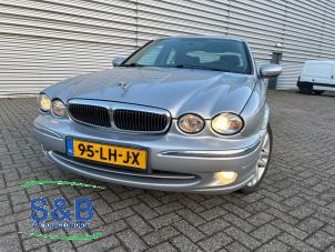 Gebruikte Radiateur Jaguar X-type 2.1 V6 24V Prijs € 125,00 Margeregeling aangeboden door Schaap & Bron
