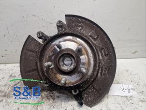 Gebruikte Fusee houder rechts-achter Tesla Model S 70 Prijs € 150,00 Margeregeling aangeboden door Schaap & Bron