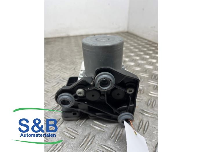Gebruikte ABS Pomp Volkswagen Polo VI (AW1) 1.0 TSI 12V Prijs € 299,00 Margeregeling aangeboden door Schaap & Bron