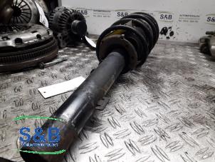 Gebruikte Mac Phersonpoot rechts-voor BMW 1 serie (E87/87N) 116i 1.6 16V Prijs € 50,00 Margeregeling aangeboden door Schaap & Bron