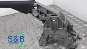 Gebruikte Handrem Mechaniek Volkswagen Caddy IV 2.0 TDI 122 Prijs € 50,00 Margeregeling aangeboden door Schaap & Bron