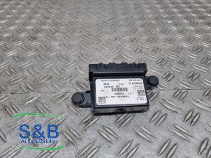 Gebruikte Module PDC Tesla Model S 70 Prijs € 75,00 Margeregeling aangeboden door Schaap & Bron