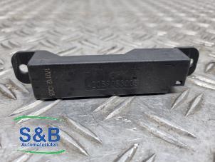 Gebruikte Keyless entry antenne Mercedes CLA Shooting Brake (117.9) 1.6 CLA-180 16V Prijs € 20,00 Margeregeling aangeboden door Schaap & Bron