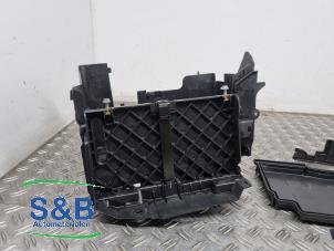 Gebruikte Accubak Renault Trafic (1FL/2FL/3FL/4FL) 1.6 dCi 95 Prijs € 29,99 Margeregeling aangeboden door Schaap & Bron