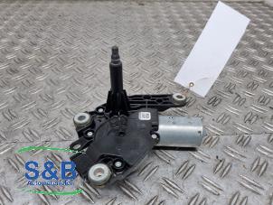 Gebruikte Ruitenwissermotor achter Mercedes CLA Shooting Brake (117.9) 1.6 CLA-180 16V Prijs € 54,99 Margeregeling aangeboden door Schaap & Bron