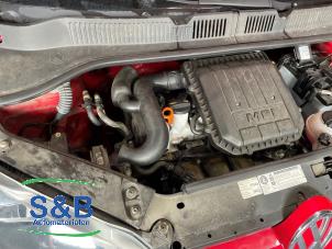 Gebruikte Spruitstuk Inlaat Volkswagen Up! (121) 1.0 12V 60 Prijs € 175,00 Margeregeling aangeboden door Schaap & Bron