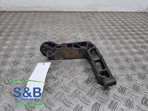 Gebruikte Motorrubber Volkswagen Transporter/Caravelle T4 1.9 TD Prijs € 29,99 Margeregeling aangeboden door Schaap & Bron