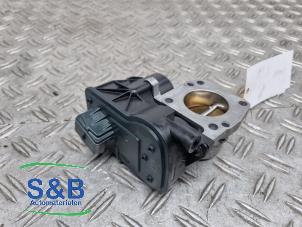 Gebruikte Gasklephuis Opel Corsa F (UB/UH/UP) 1.2 12V 75 Prijs € 119,99 Margeregeling aangeboden door Schaap & Bron