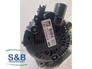 Dynamo van een Opel Corsa F (UB/UH/UP) 1.2 12V 75 2022