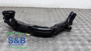 Gebruikte Intercooler Buis Volkswagen Polo VI (AW1) 1.0 TSI 12V Prijs € 20,00 Margeregeling aangeboden door Schaap & Bron