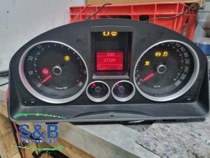 Gebruikte Cockpit Volkswagen Golf V (1K1) 2.0 GTI 16V FSI Turbo Prijs € 199,99 Margeregeling aangeboden door Schaap & Bron