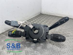 Gebruikte Licht + Raw Schakelaar Citroen C3 (FC/FL/FT) 1.4 Bivalent Prijs € 199,99 Margeregeling aangeboden door Schaap & Bron