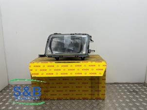 Nieuwe Linker Koplamp Audi 80 Avant (B4) 2.0 E,S Prijs € 101,64 Inclusief btw aangeboden door Schaap & Bron