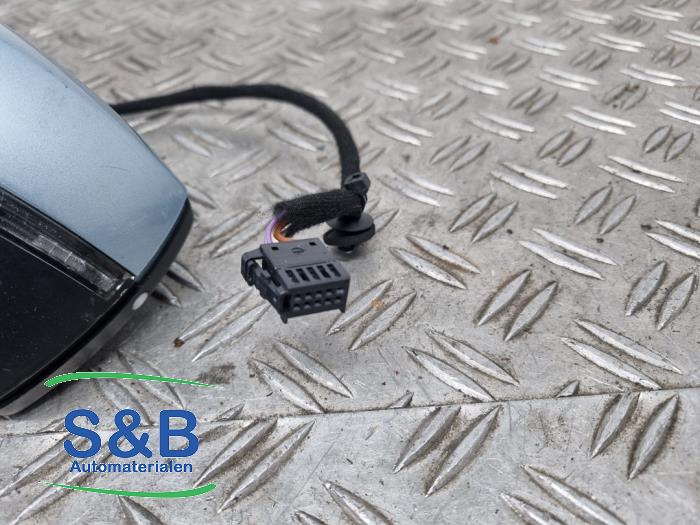 Buitenspiegel links van een Volkswagen Polo V (6R) 1.2 TDI 12V BlueMotion 2011
