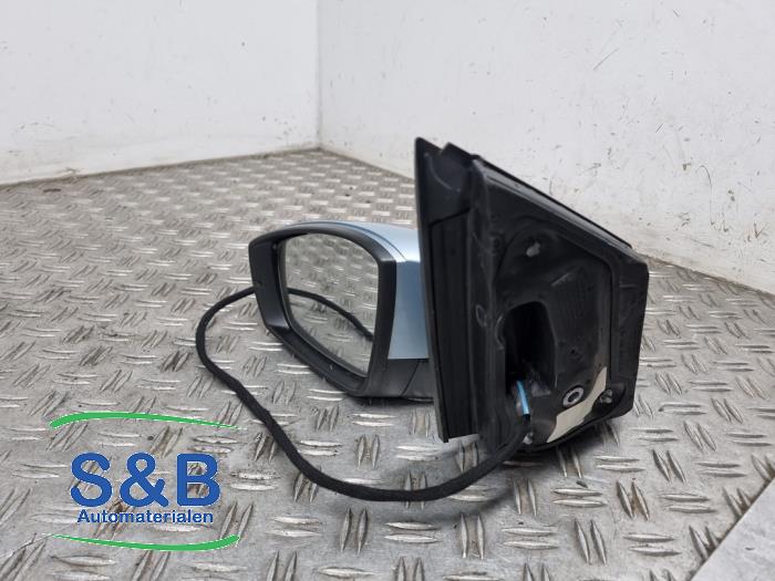 Buitenspiegel links van een Volkswagen Polo V (6R) 1.2 TDI 12V BlueMotion 2011