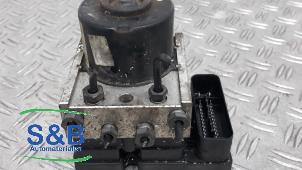 Gebruikte ABS Pomp Ford Fiesta 5 (JD/JH) 1.3 Prijs € 75,00 Margeregeling aangeboden door Schaap & Bron