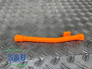 Nieuwe Olie Peilstok Volkswagen Golf IV (1J1) 1.9 TDI 100 Prijs € 8,46 Inclusief btw aangeboden door Schaap & Bron