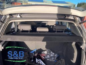 Gebruikte Hoedenplank Volkswagen Golf V (1K1) 1.4 TSI 122 16V Prijs € 40,00 Margeregeling aangeboden door Schaap & Bron