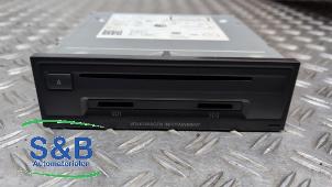 Gebruikte Regelunit Multi Media Volkswagen Passat Variant (365) 2.0 TDI 16V 140 Prijs € 400,00 Margeregeling aangeboden door Schaap & Bron