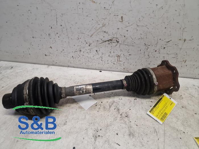Gebruikte Aandrijfas links-voor Audi A7 Sportback (4GA/4GF) 2.8 V6 24V FSI Quattro Prijs € 125,00 Margeregeling aangeboden door Schaap & Bron