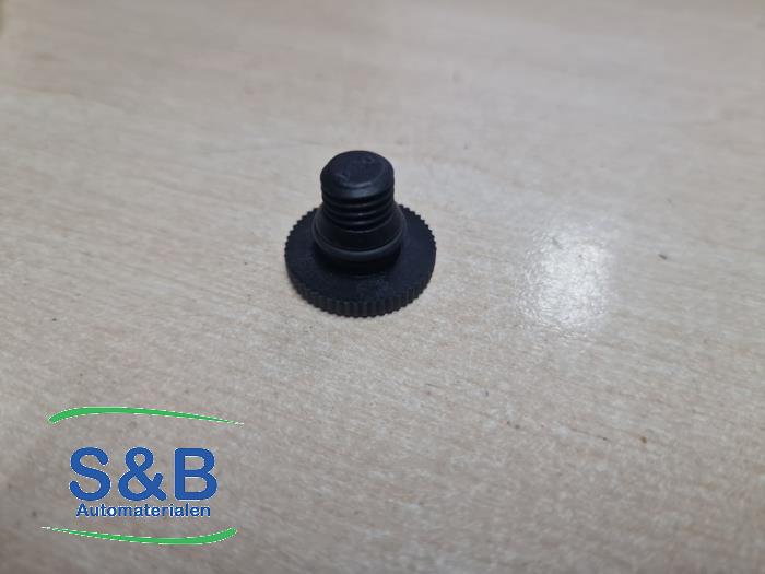 Gebruikte Waterslang aansluiting Volkswagen Golf V 4Motion (1K1) 3.2 R32 V6 24V Prijs € 9,68 Inclusief btw aangeboden door Schaap & Bron