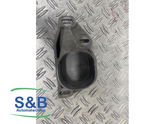 Gebruikte Motorsteun Audi A4 (B7) 2.0 TDI 16V Prijs € 30,00 Margeregeling aangeboden door Schaap & Bron