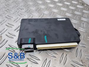 Gebruikte Deur module Tesla Model X 90D Prijs € 74,99 Margeregeling aangeboden door Schaap & Bron