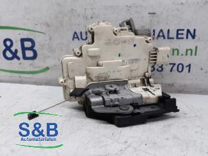 Gebruikte Slotmechaniek Portier 4Deurs rechts-achter Seat Altea (5P1) Prijs € 50,00 Margeregeling aangeboden door Schaap & Bron