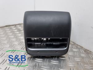 Gebruikte Luchtrooster achter Tesla Model 3 Standard RWD Plus, Long Range RWD Prijs € 88,99 Margeregeling aangeboden door Schaap & Bron