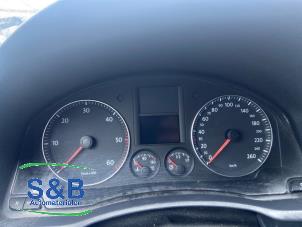 Gebruikte Instrumentenpaneel Volkswagen Jetta III (1K2) 1.9 TDI Prijs € 60,00 Margeregeling aangeboden door Schaap & Bron