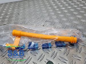 Nieuwe Olie Peilstok Volkswagen Golf V (1K1) 1.9 TDI Prijs € 8,47 Inclusief btw aangeboden door Schaap & Bron