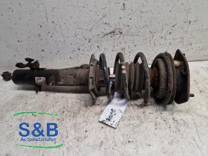 Gebruikte Mac Phersonpoot rechts-voor Mini Clubman (R55) 1.6 16V Cooper Prijs € 40,00 Margeregeling aangeboden door Schaap & Bron