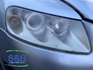 Gebruikte Rechter Koplamp Volkswagen Touareg (7LA/7L6) 2.5 TDI R5 Prijs € 125,00 Margeregeling aangeboden door Schaap & Bron