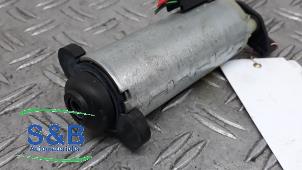 Gebruikte Stoelmotor Volkswagen Phaeton (3D) 3.2 V6 30V Prijs € 40,00 Margeregeling aangeboden door Schaap & Bron