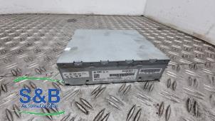Gebruikte Radio module Audi A5 Cabrio (8F7) 1.8 TFSI 16V Prijs € 424,99 Margeregeling aangeboden door Schaap & Bron