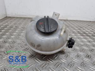 Gebruikte Expansievat Seat Leon (5FB) 1.4 TSI Ecomotive 16V Prijs € 9,99 Margeregeling aangeboden door Schaap & Bron