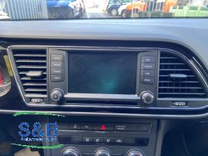 Gebruikte Luchtrooster Dashboard Seat Leon (5FB) 1.0 TSI 12V Prijs € 74,99 Margeregeling aangeboden door Schaap & Bron