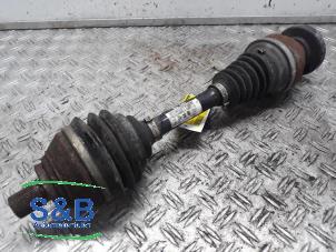 Gebruikte Homokineetas links-voor Volkswagen Tiguan (5N1/2) 2.0 TDI 16V 4Motion Prijs € 125,00 Margeregeling aangeboden door Schaap & Bron