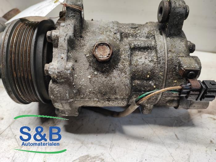Gebruikte Pomp Airco Volkswagen Polo III (6N2) 1.4 Prijs € 80,00 Margeregeling aangeboden door Schaap & Bron