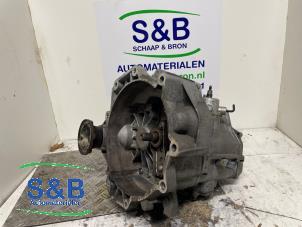 Gebruikte Versnellingsbak Volkswagen Golf V (1K1) 1.6 FSI 16V Prijs € 329,00 Margeregeling aangeboden door Schaap & Bron